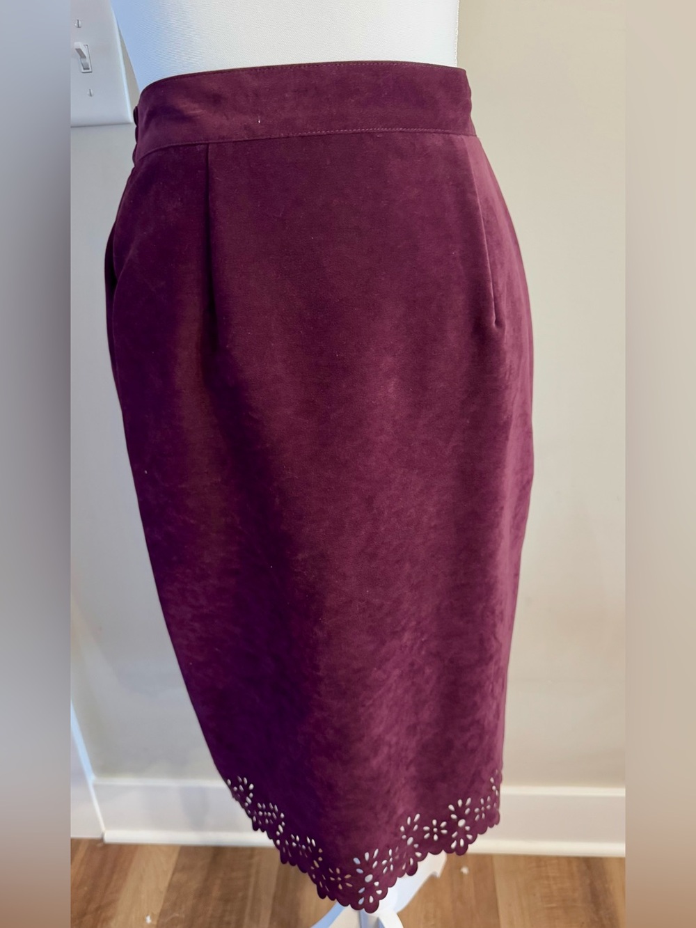 Vintage Faux Suede Deep Plum Pencil Skirt with Laser-Cut Hem Size 6